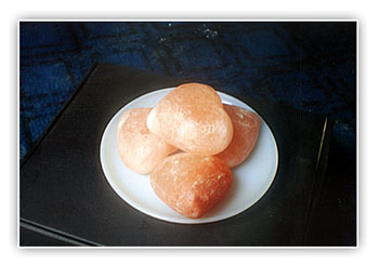 Salt Hearts Dark Pink 150gm